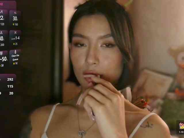 Girl-next-door webcam