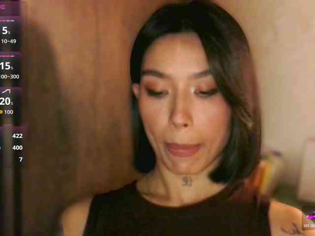 Girl-next-door webcam