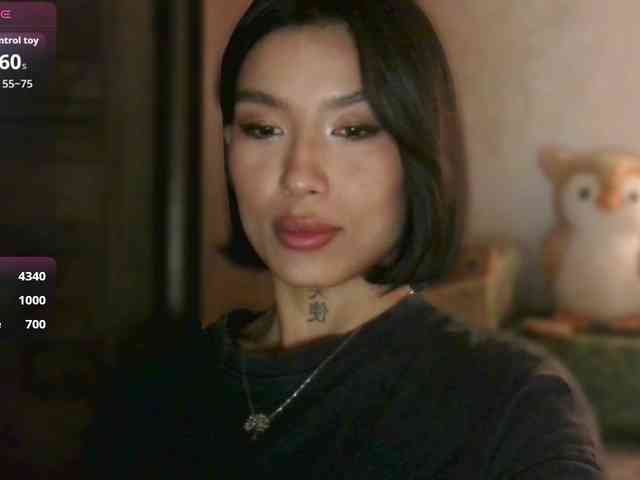 Girl-next-door webcam