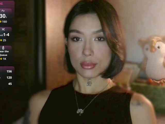 Girl-next-door webcam