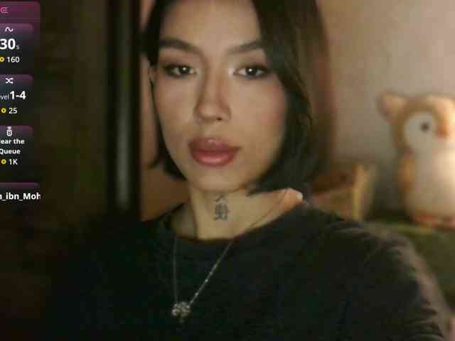 Girl-next-door webcam