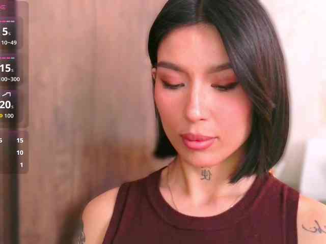 Girl-next-door webcam