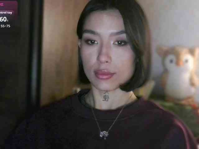 Girl-next-door webcam