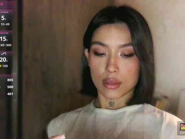 Girl-next-door webcam