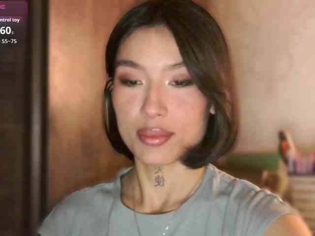 Girl-next-door webcam