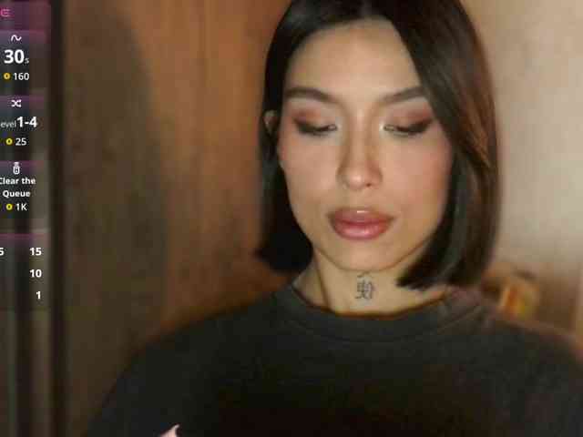 Girl-next-door webcam