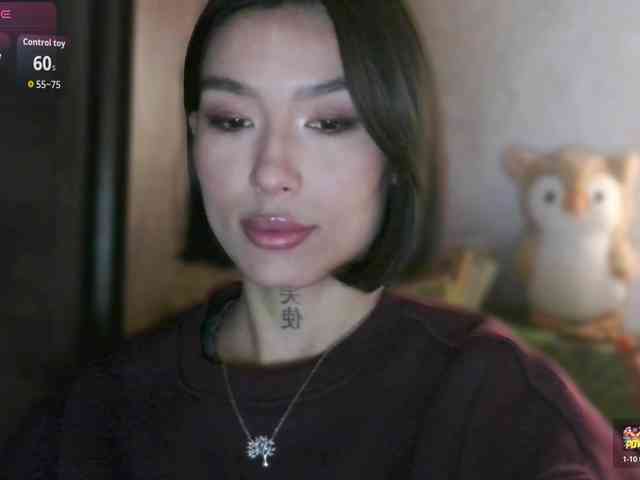 Girl-next-door webcam