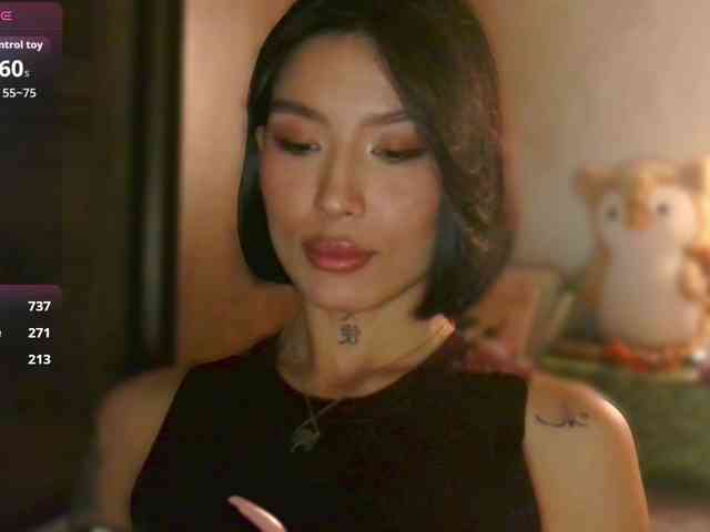 Girl-next-door webcam