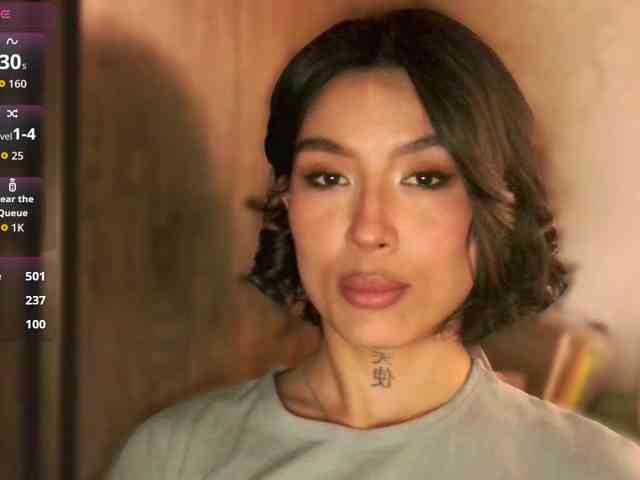 Girl-next-door webcam