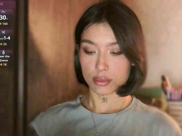 Girl-next-door webcam