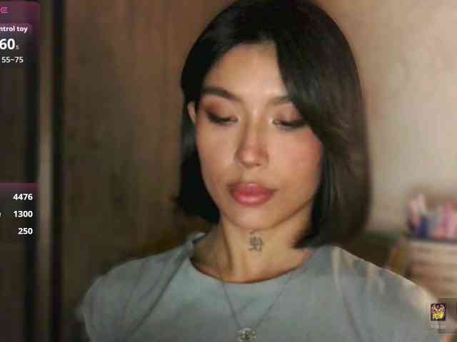 Girl-next-door webcam