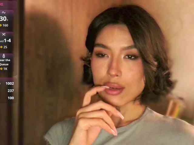 Girl-next-door webcam