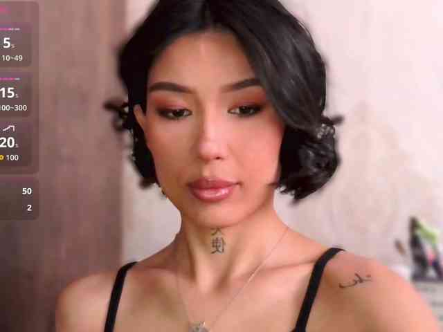 Girl-next-door webcam