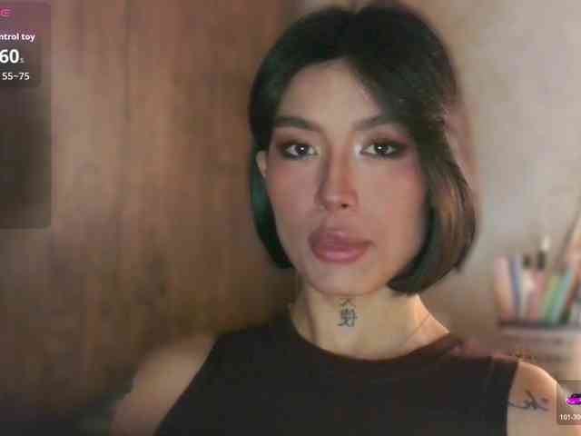 Girl-next-door webcam