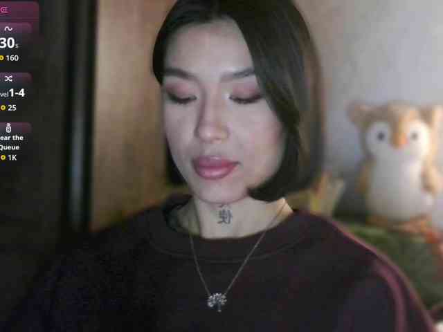 Girl-next-door webcam