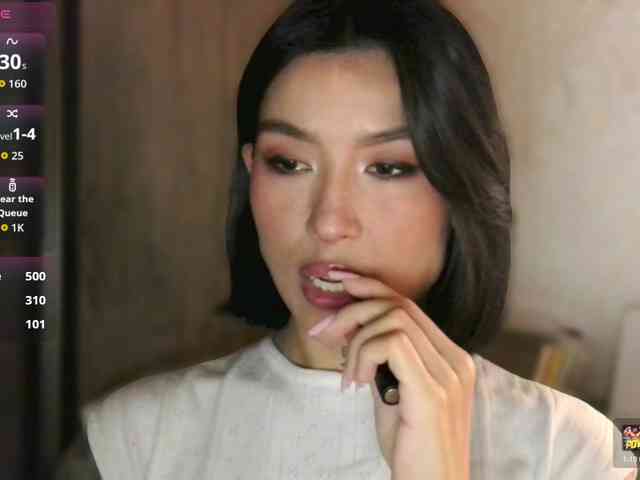 Girl-next-door webcam