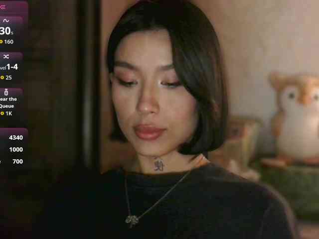 Girl-next-door webcam