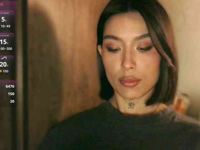 Girl-next-door webcam