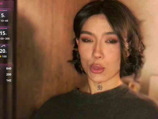 Girl-next-door webcam