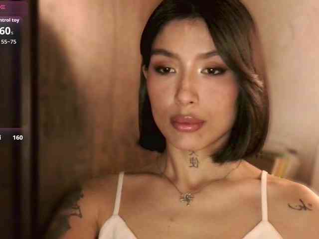 Girl-next-door webcam