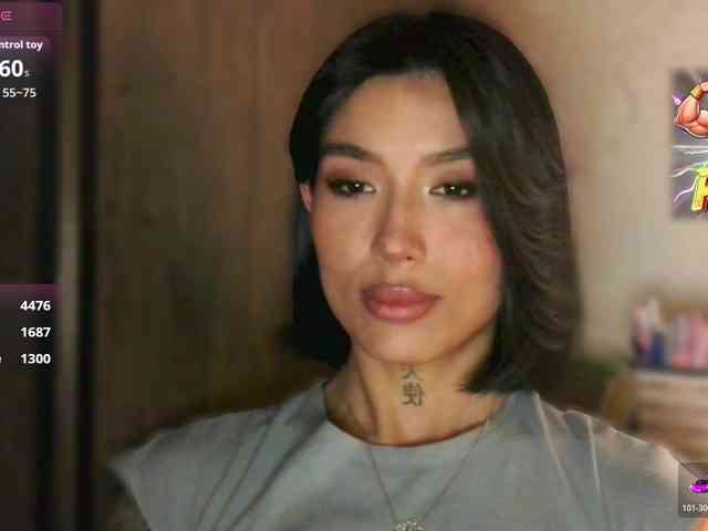 Girl-next-door webcam