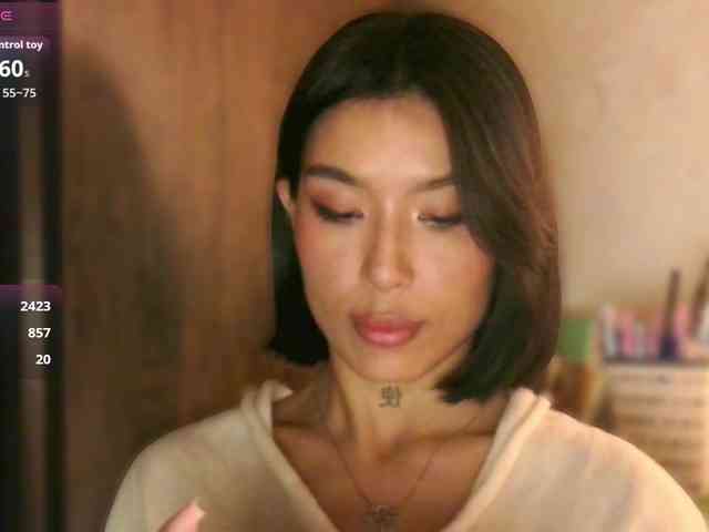 Girl-next-door webcam