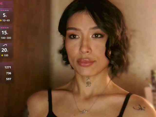 Girl-next-door webcam