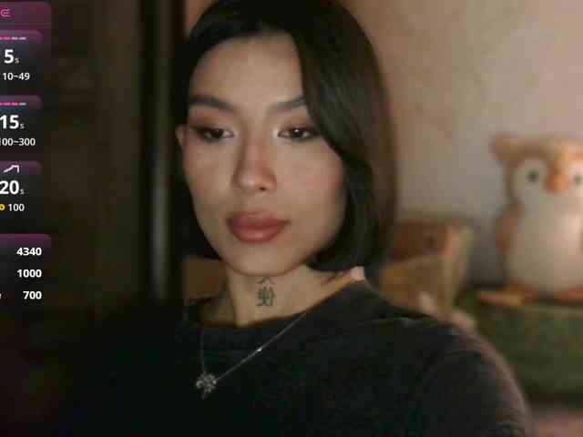 Girl-next-door webcam