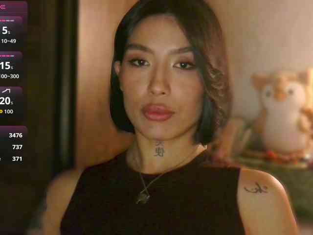 Girl-next-door webcam