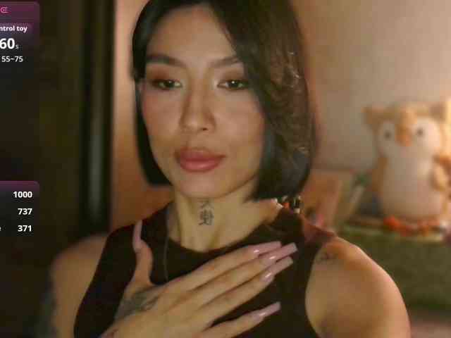 Girl-next-door webcam