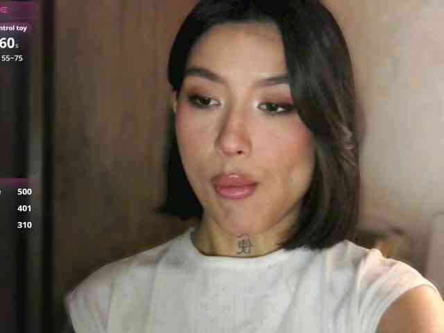 Girl-next-door webcam