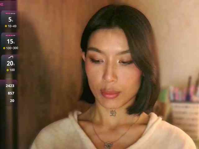 Girl-next-door webcam