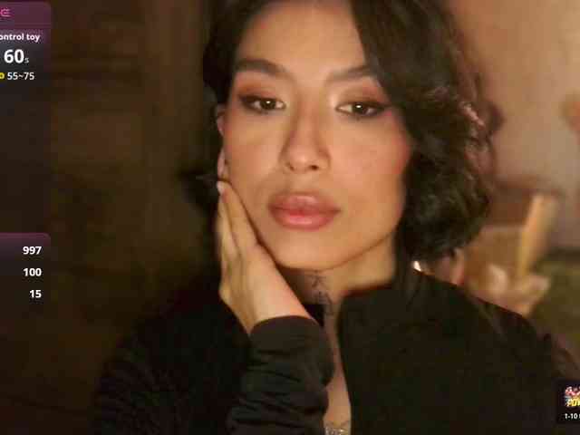 Girl-next-door webcam