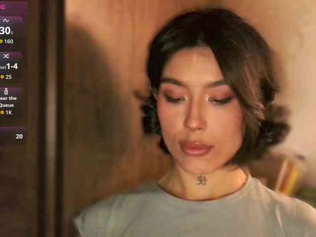 Girl-next-door webcam