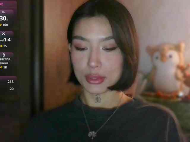 Girl-next-door webcam