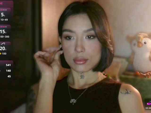 Girl-next-door webcam