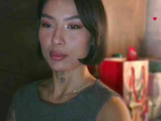 Girl-next-door webcam