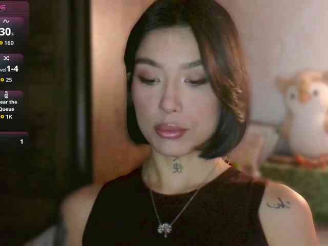 Girl-next-door webcam