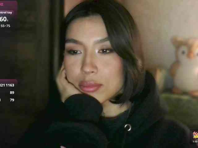 Girl-next-door webcam