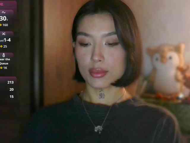 Girl-next-door webcam