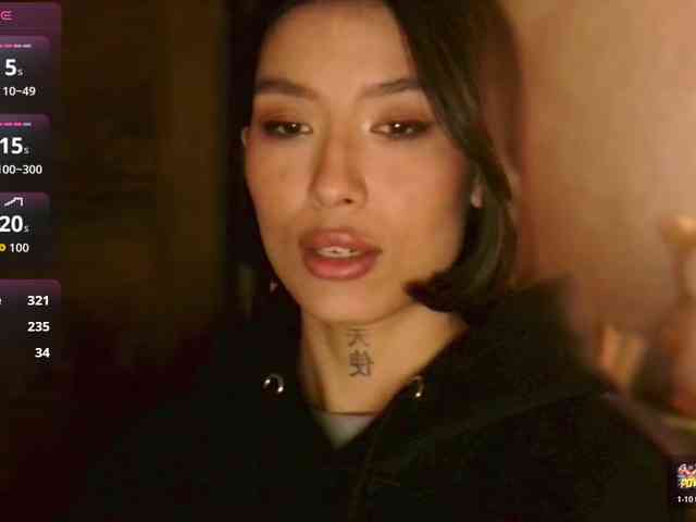 Girl-next-door webcam