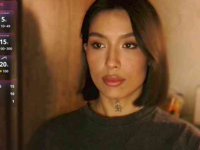 Girl-next-door webcam