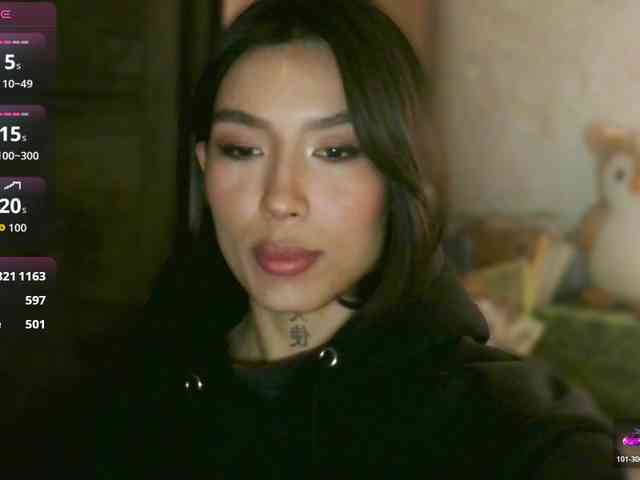 Girl-next-door webcam