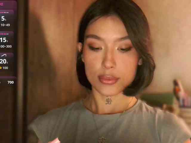 Girl-next-door webcam