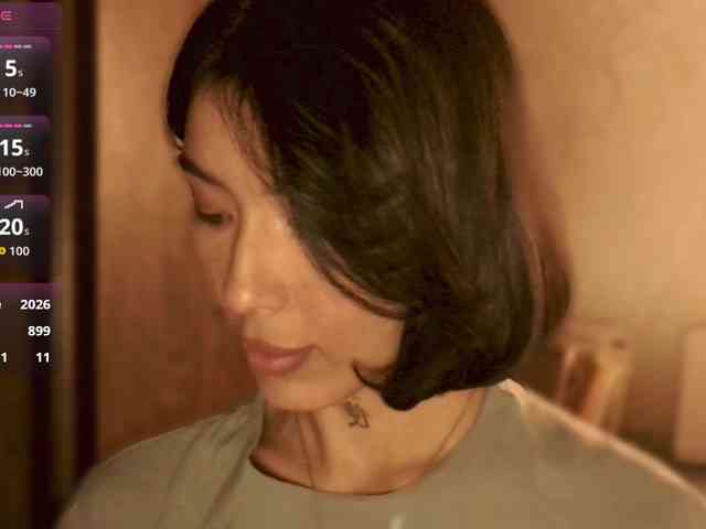 Girl-next-door webcam