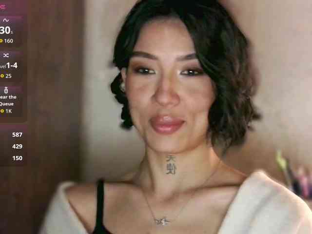 Girl-next-door webcam