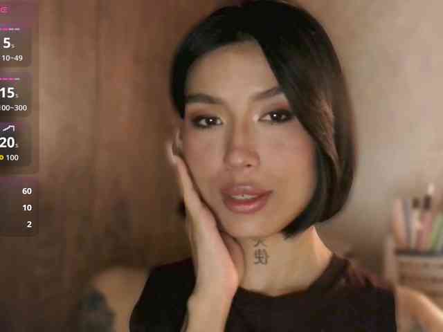 Girl-next-door webcam