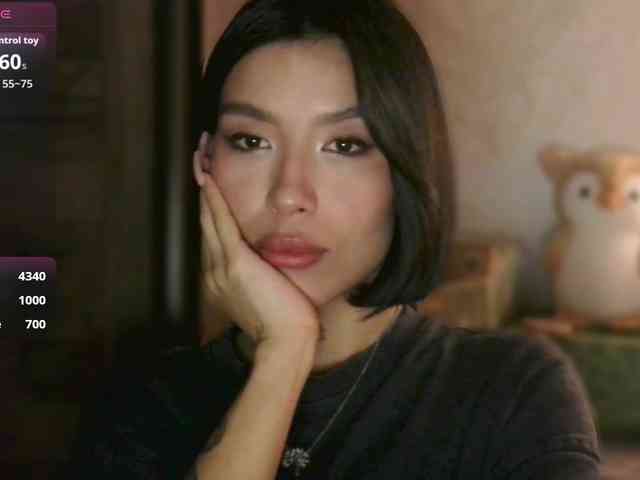 Girl-next-door webcam