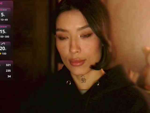 Girl-next-door webcam