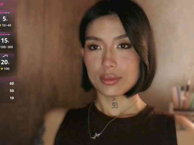 Girl-next-door webcam